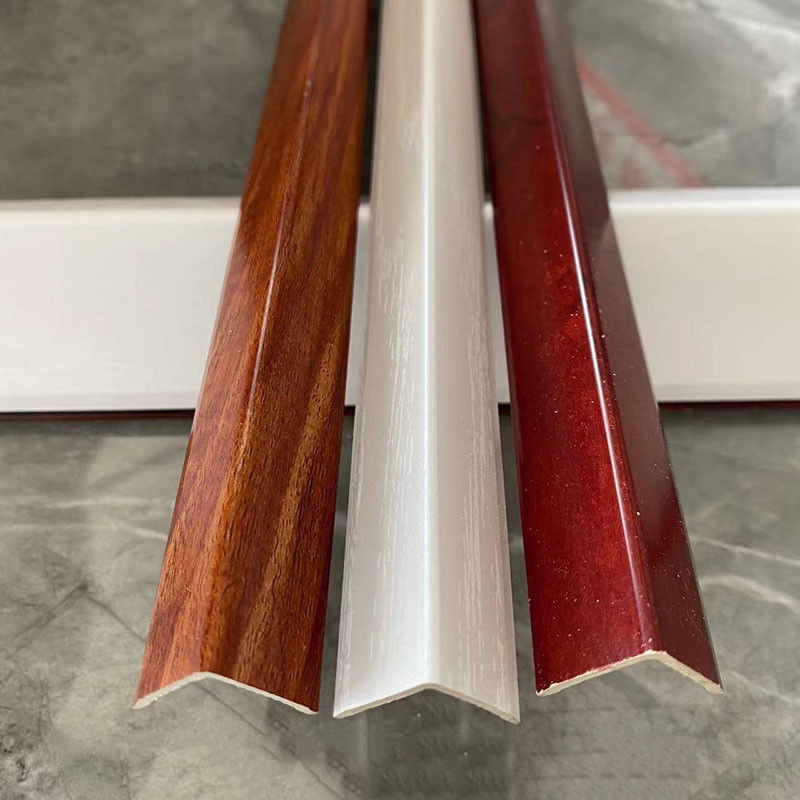 เคลือบ UV Wearproof SPC Skirting Flooring Trim สำหรับตกแต่งภายในอาคาร